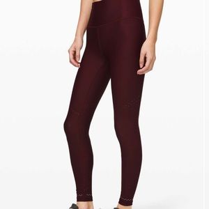 Lululemon Zoned In Tight 27” size 8